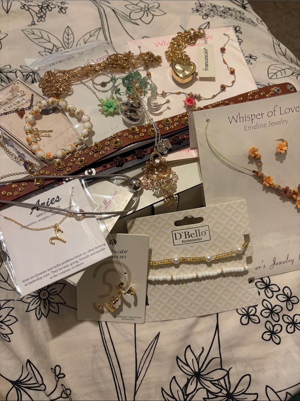 Mystery Jewelry Set - 25 pieces